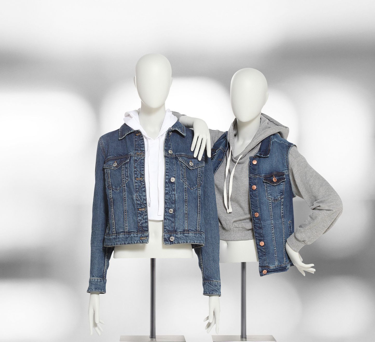 102_Busts_76742202_4