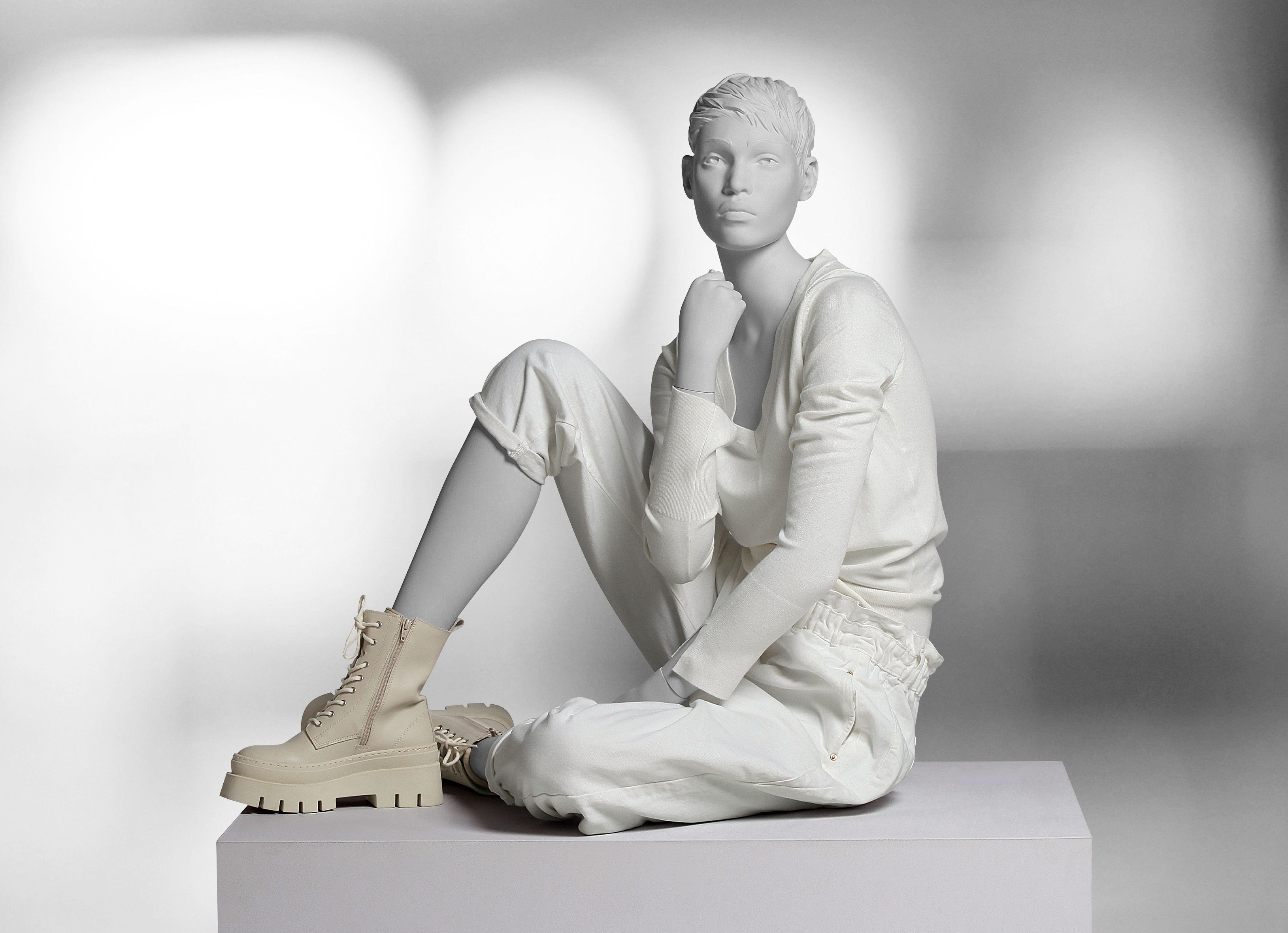 160_76742202_12_ok_LG